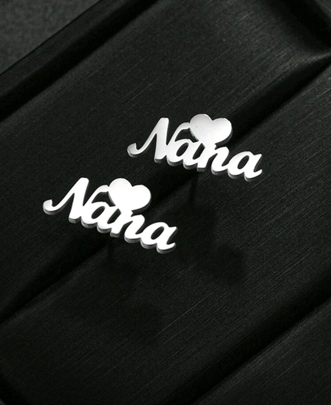 Stainless steel, Stopper back ,heart earrings.(10 letter max). MJ159