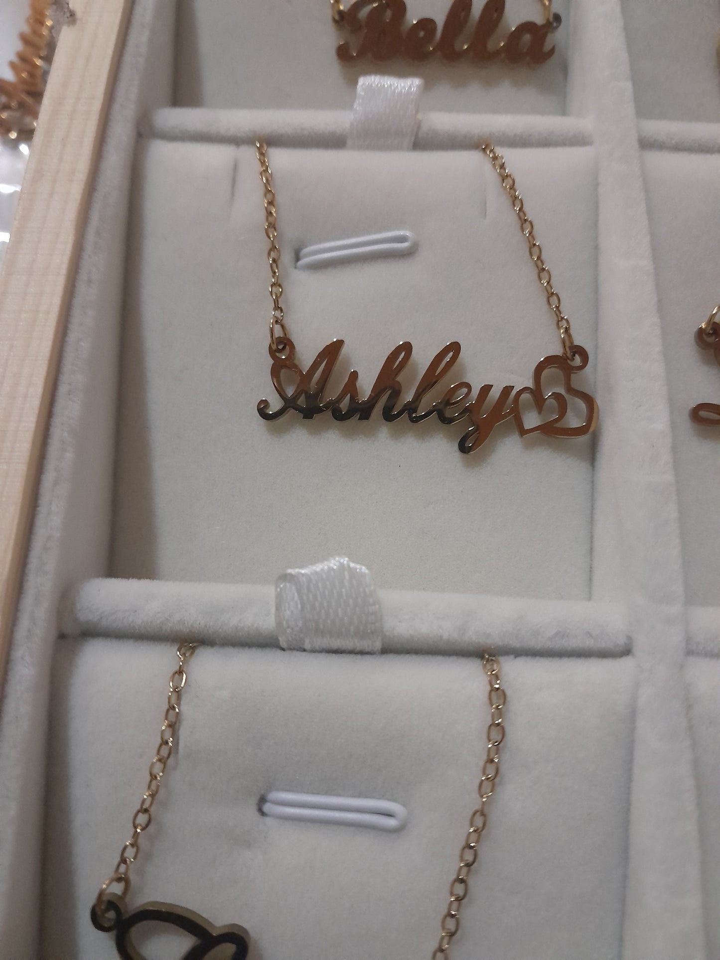 READY-MADE NAME NECKLACES,STAINLESS STEEL