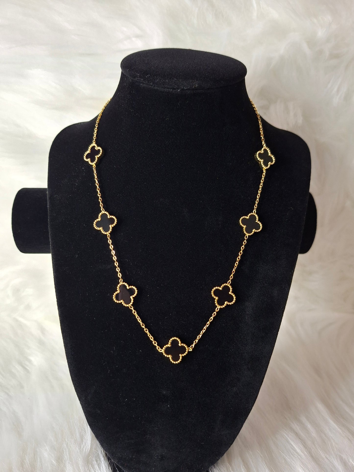 Four leaf clover necklace