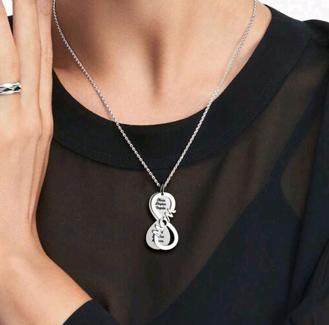 Engraved Infinity MOM necklace,up to 6 names. 18k Gold-Plated Stainless Steel.[MJ025]