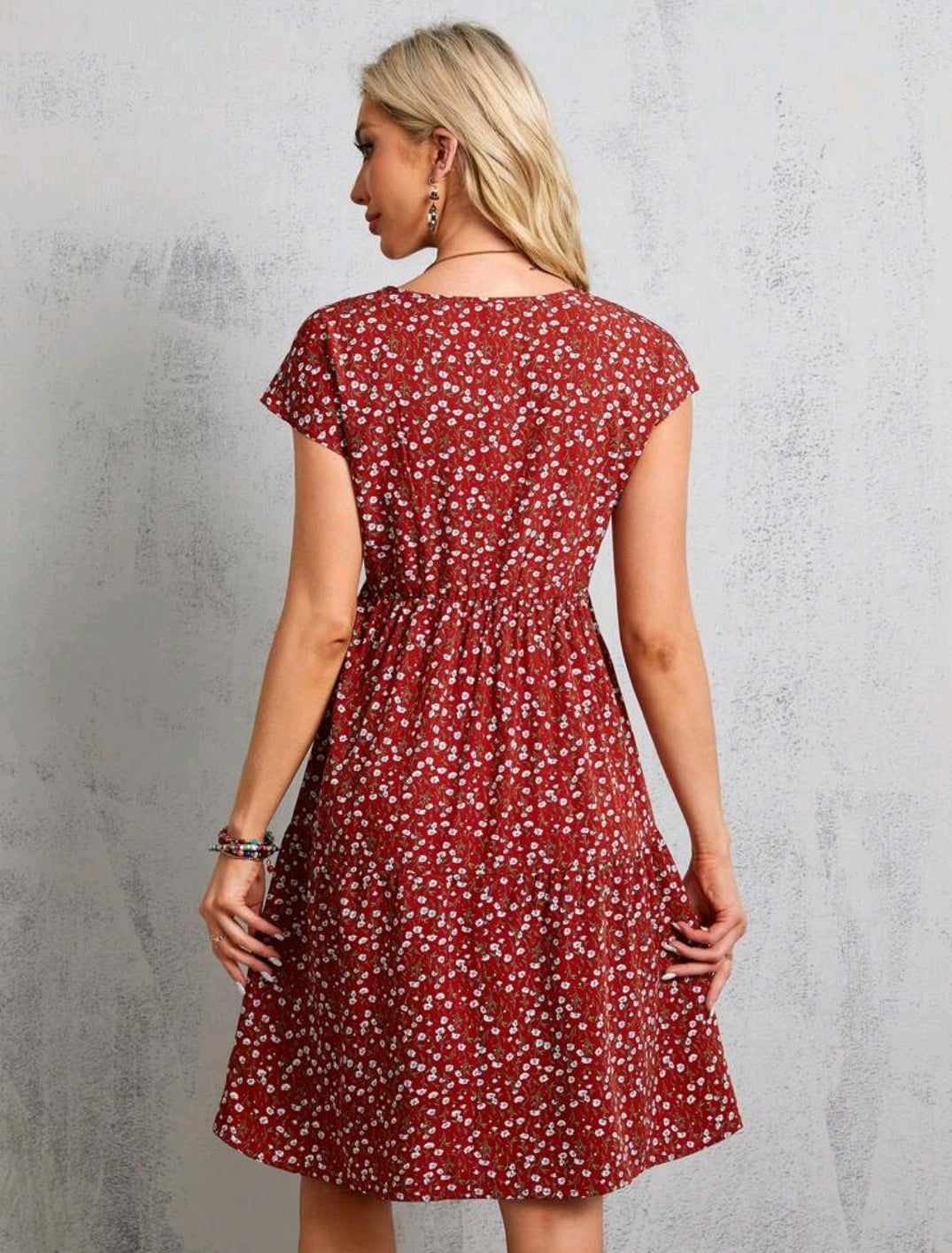 Red Short-Sleeve Batwing Sleeve Floral Midi Dress