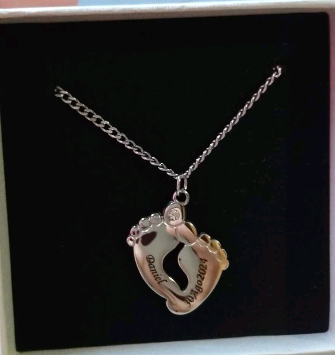 Baby feet,Zirconia, Nameplate Stainless Steel  Engraved, Vintage O6 Link (MJ099)10 letters and / or numbers per feet