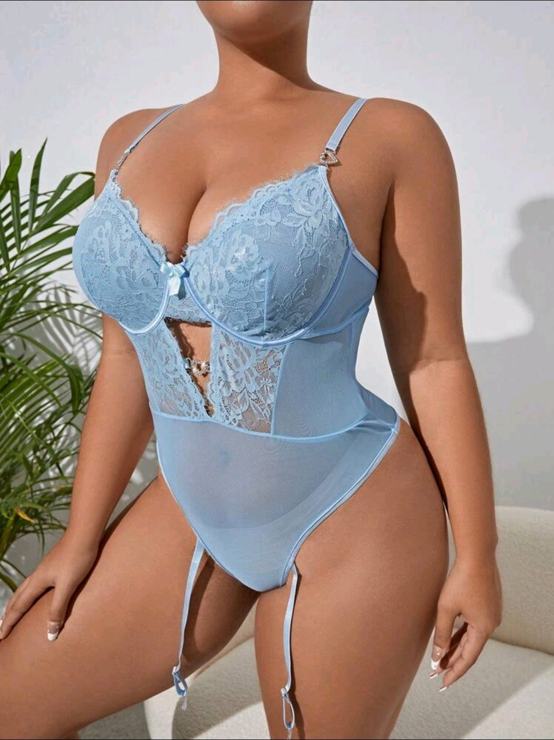 Plus Size, Floral Lace Underwire Garter Lingerie Set(Pre-order, 2-3weeks )