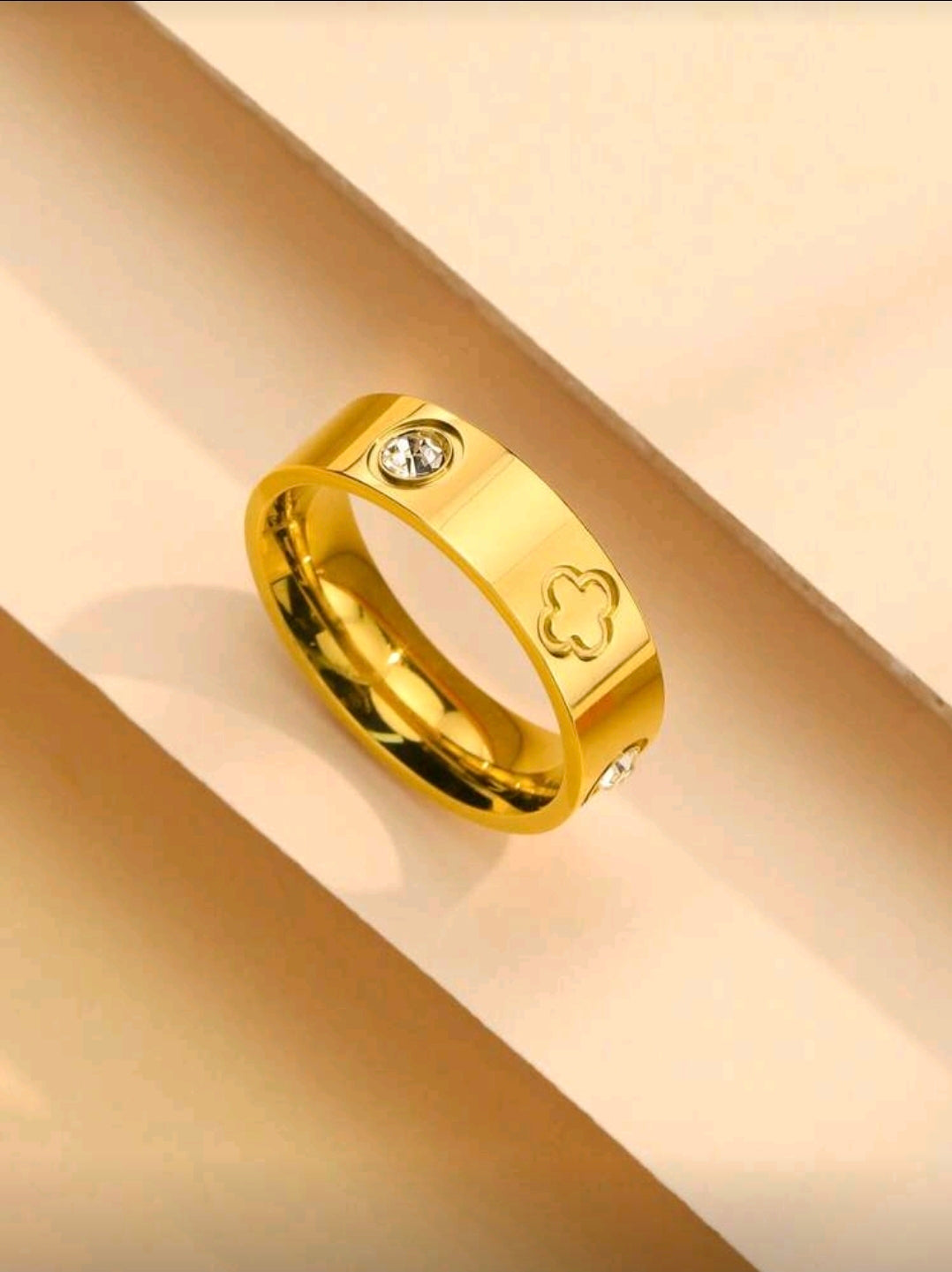 Cubic Zirconia, Clover Ring Stainless Steel