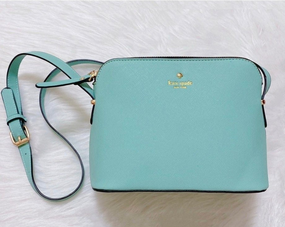 Kate spade cross body purse:-   Whatsapp 476-1357 to order.