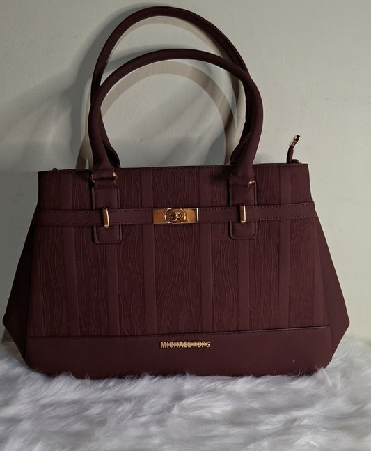 Micheal Kors ,3 compartment bags :- WhatsApp 476-1357 to order.
