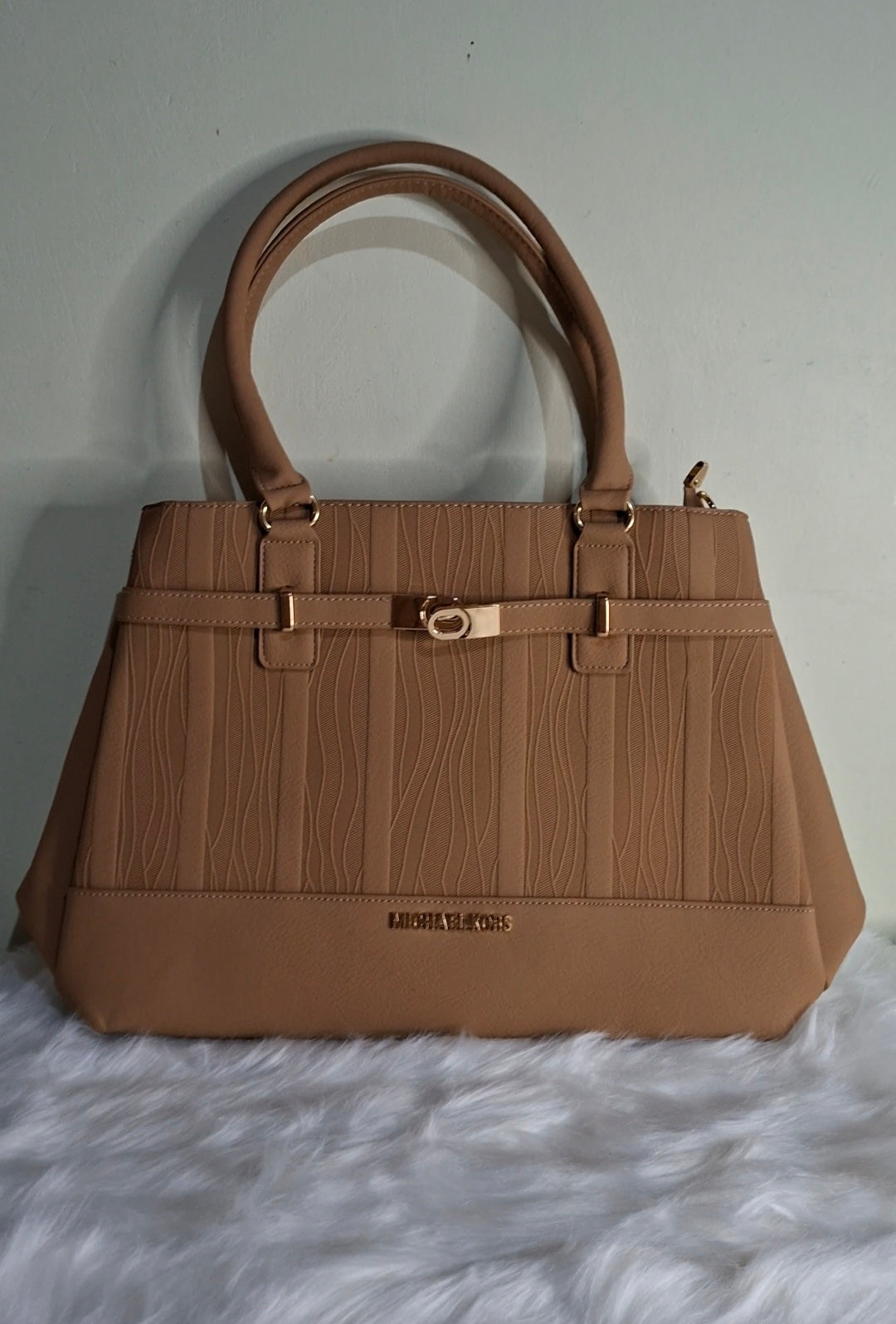 Micheal Kors ,3 compartment bags :- WhatsApp 476-1357 to order.